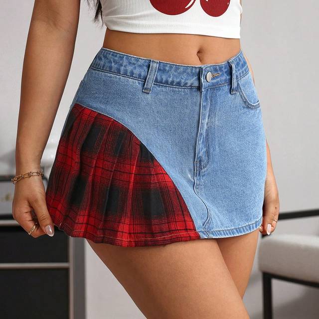 SHEIN Women Pockets Patchwork Plaid Pleated Short Casual Denim Skirt