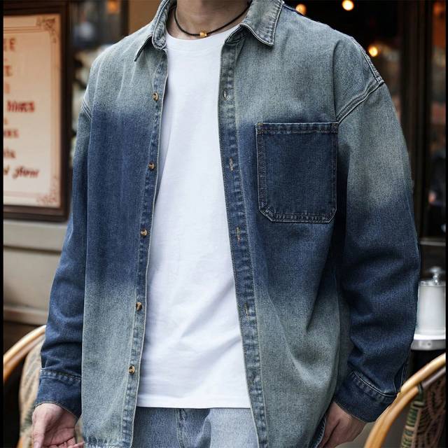 SHEIN Men&#39;s Casual Ombre Denim Jacket For Spring And Autumn