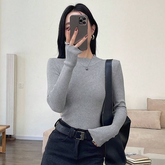 DAZY Women&#39;s Solid Color Round Neck Long Sleeve Slim Fit Business Casual Pullover Sweater, Autumn/Winter,Fall Women Clothes