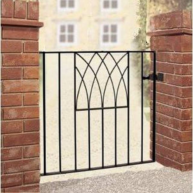 Guero Modern Metal Garden Gate 81cm High - Black (99cm W X 81cm H)