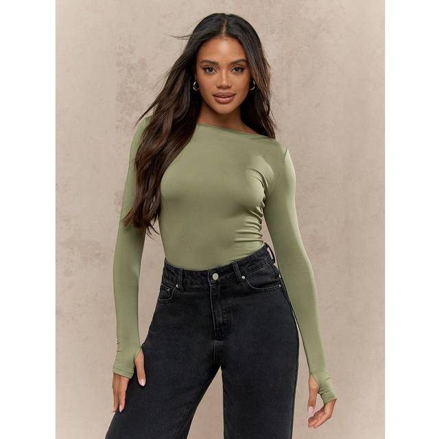 MISSGUIDED Fitted Long Sleeve Seamless Basic Top With Thumb Holes Classic Form Fitting Modern Essential Fall Casual Wear Winter Layering Piece
