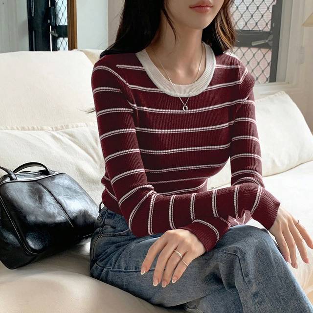 DAZY Women&#39;s Business Casual Striped Pattern Slim Fit Pullover Sweater