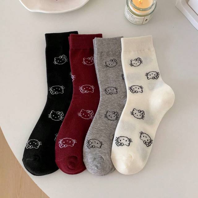 Sanrio Sanrio Hello Kitty 4 Pairs Of Women&#39;s/Couple Mid Length Socks, Personalized, Fun, Rich And Colorful, Creative Anime Cartoon Design, Holiday Gifts, Com