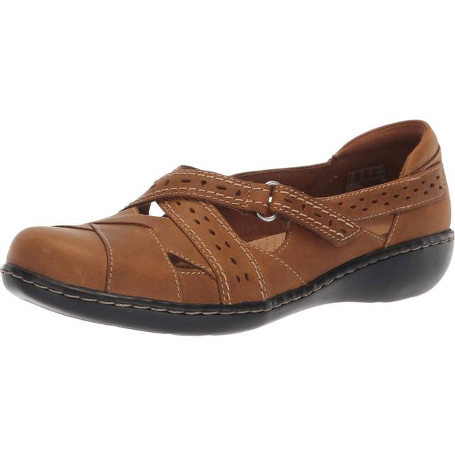 Clarks Womens Ashland Spin Q Mary Jane Flat  Dark tan Leather 8 Wide