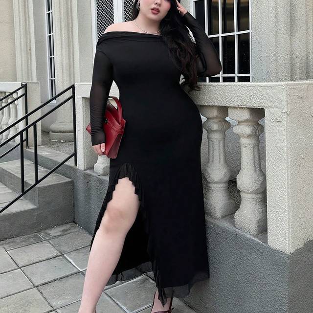 PrivÃ©a Plus Size Elegant Sexy High Slit Mesh Dress With Hood, Long Sleeve, Ruffle Trim, Suitable For Halloween, Party, Dark Music Festival, Post-Apocalyptic