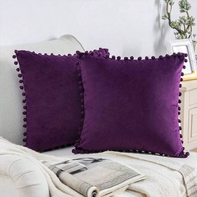 SHEIN 1pc Soft Velvet Pom Pom Decorative Throw Pillow Cover, 18 X 18 Inches