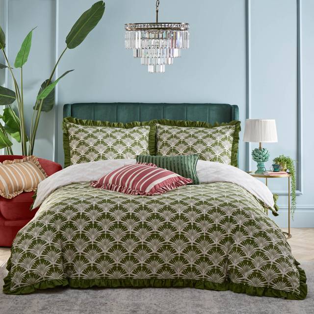 furn. Deco Double Moss Palm Printed Ruffle Duvet Set - Green