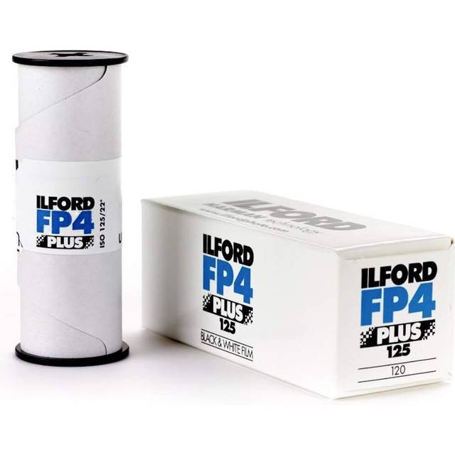 Ilford FP4 Plus  Black and White Print Film  120 (6 cm)  ISO 125 (1678169)