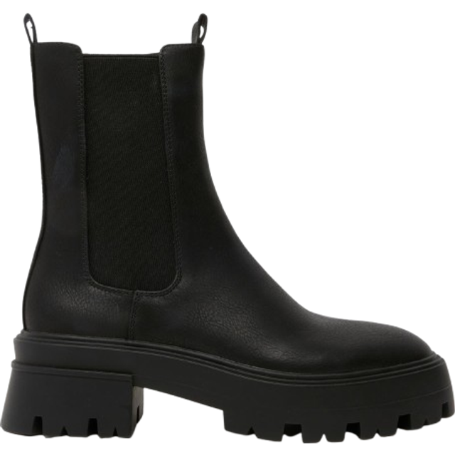 schuh Addilyn Chunky Chelsea Boots in Black