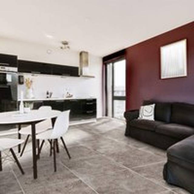 Ayora Matt Grey Stone Effect Porcelain Floor Tile - 800mm x 800mm Total Tiles