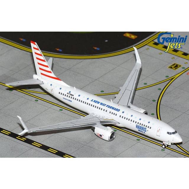 GeminiJets GJ2322 Boeing 737-800 Commercial Aircraft White with Striped Tail 1 by 400 Diecast Model Airplane