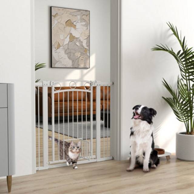 PawHut Stair Gate with Cat Door, Adjustable Width, 76-104cm and 96cm Tall