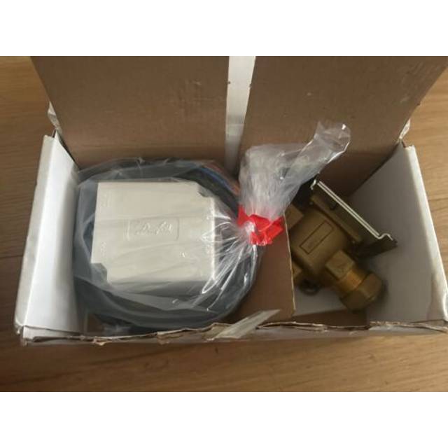Danfoss hs3b 3-port motorised mid position valve 22mm 087n664600
