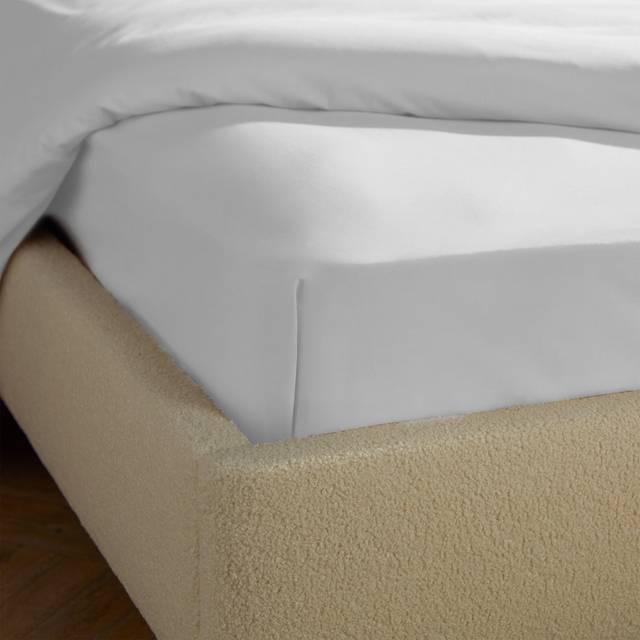 Silentnight 100% Brushed Cotton Fitted Sheet - White - Single