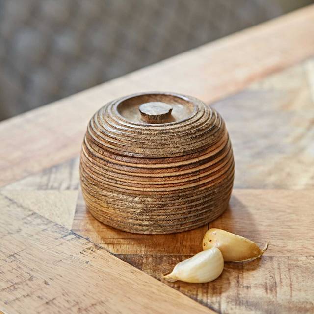 Makula Natural Mango Wood Bowl with Lid - Brown (6.5cm H x 9cm W x 9cm D)