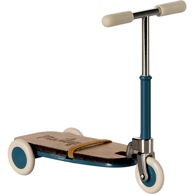 Maileg - Kick Board, Mouse - Tillbehör till dockor - Blue - H7.50 x W8 cm