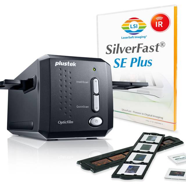 Plustek OpticFilm 8200i SE   35mm Film  Slide Scanner 7200 dpi  48bit Output Integrated Infrared DustScratch Removal Bund