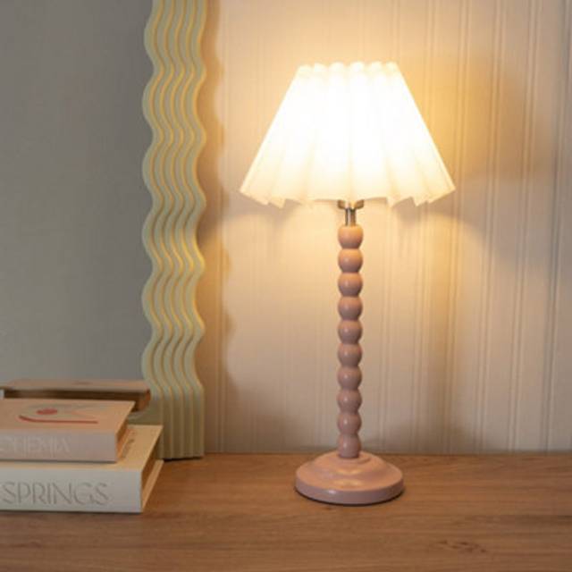 ValueLights Bobbins White Scallop Taper Shade Rose Table Lamp & Bulb