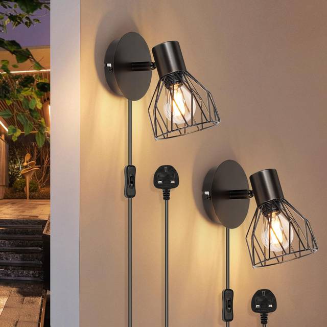 Delanya Plug-in Wallchiere - Black