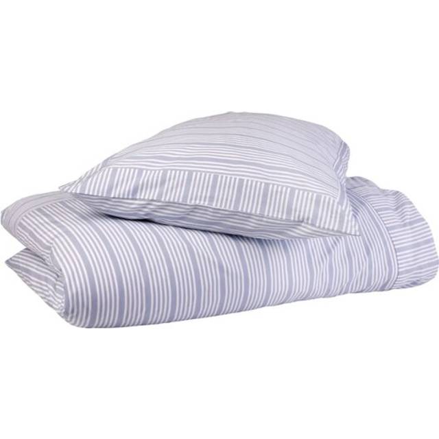 Home by Ilse Jacobsen - Bedding Collection bäddset 140x220 cm + 63x60 cm powder blue stripes