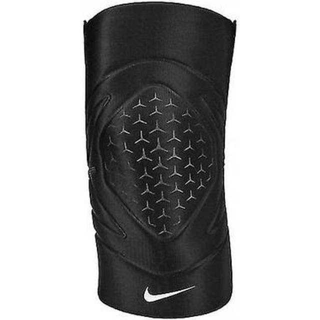 (M, Black) Nike Pro 3.0 Closed Patella Knee Brace