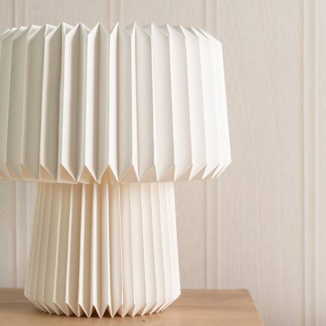 White Origami Bedside Table Lamp with Paper Fold Pleated Lampshade Living Room Bedroom Light - One Size