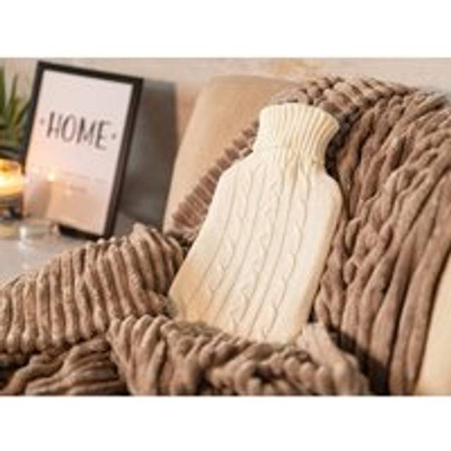 Hot Water Bottle with Cable Knit Cover 1800ml Natural Rubber Cream Polyester
