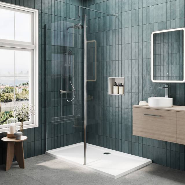 8mm Glass Walk In Wetroom Screen and Hinged Return Screen with Chrome Profile and Shower Tray - 1400 x 900mm