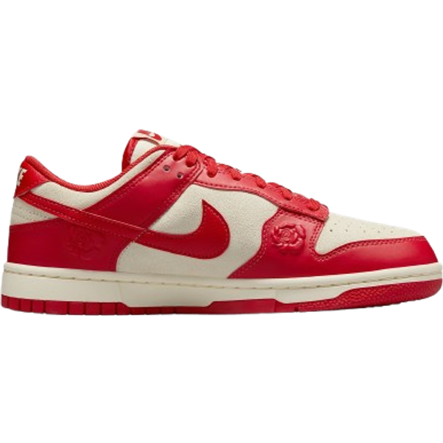 Nike Dunk Women Shoes - White - Size: 4 - Leather - Foot Locker