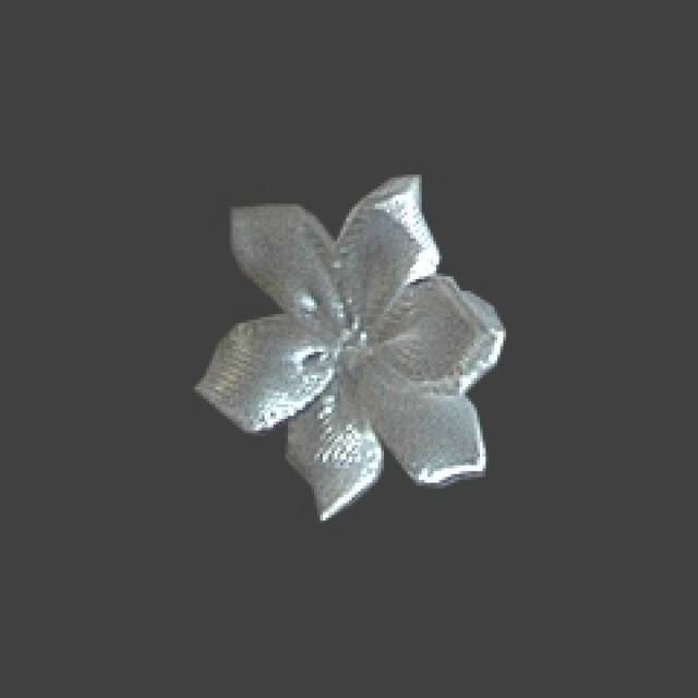 Berisfords Ribbon Petal Flowers 29 White