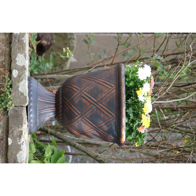 Kannon Outdoor Planter - Copper (48cm H X 43cm W X 43cm D)