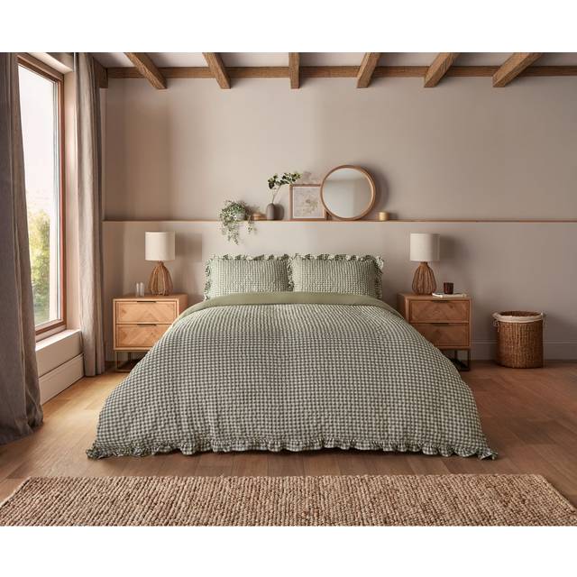 Silentnight Supersoft Sage Gingham Ruffle Duvet Set - Green (Double Duvet Cover Set)