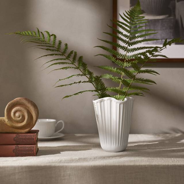 Hammershøi Unfold Vase White, 16,5 cm