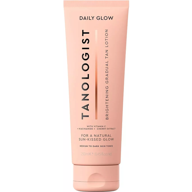 Tanologist Daily Glow Gradual Tan Medium to Dark Brightening
