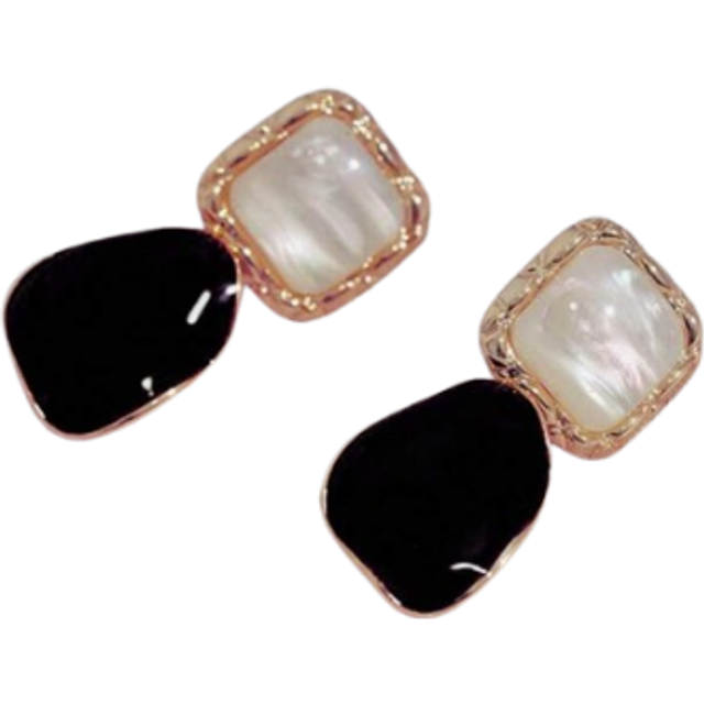 SHEIN 1pair Atmospheric Asymmetrical Burgundy Square Earrings Of Individuality & Retro Style