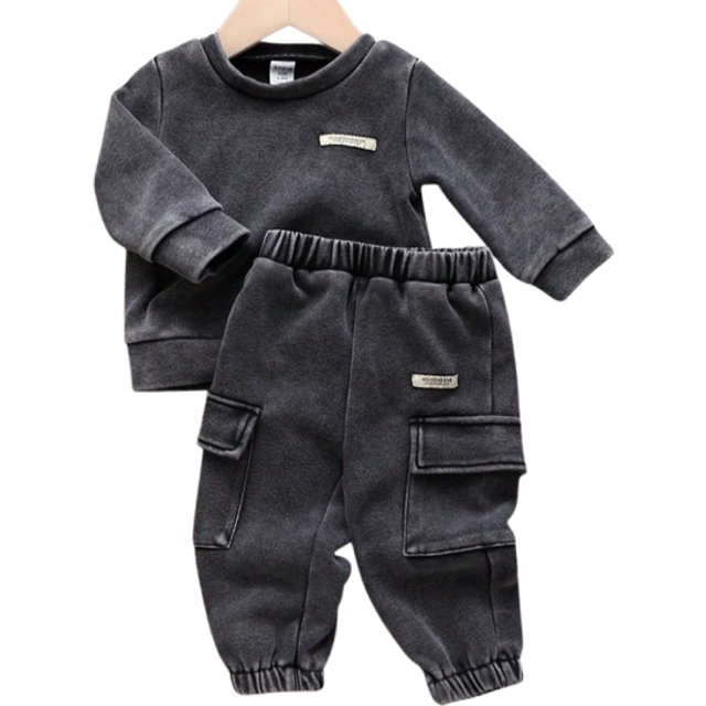 SHEIN Fashion Street Style Washed Vintage Crew Neck Sweatshirt And Pocket Cargo Sweatpants Set For Baby Boys And Baby Girls, Stylish Outfit Suitable For Spr
