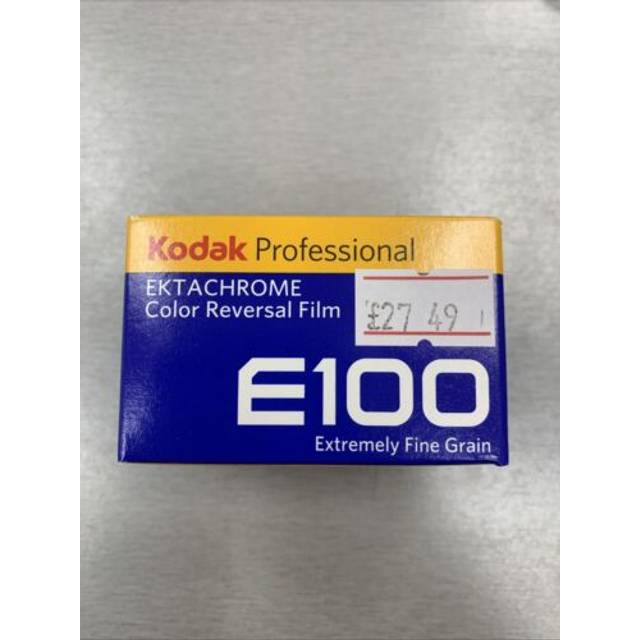 Kodak ektachrome e100 slide 35mm film reversal 36exp film - dated 04-2027