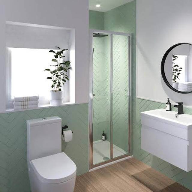 Luxura Bifold Shower Door 900mm with 900 x 700mm Tray - 6mm