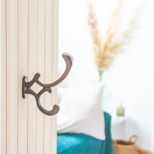 30mm x 130mm Ornamental Hat & Coat Hook - Brass