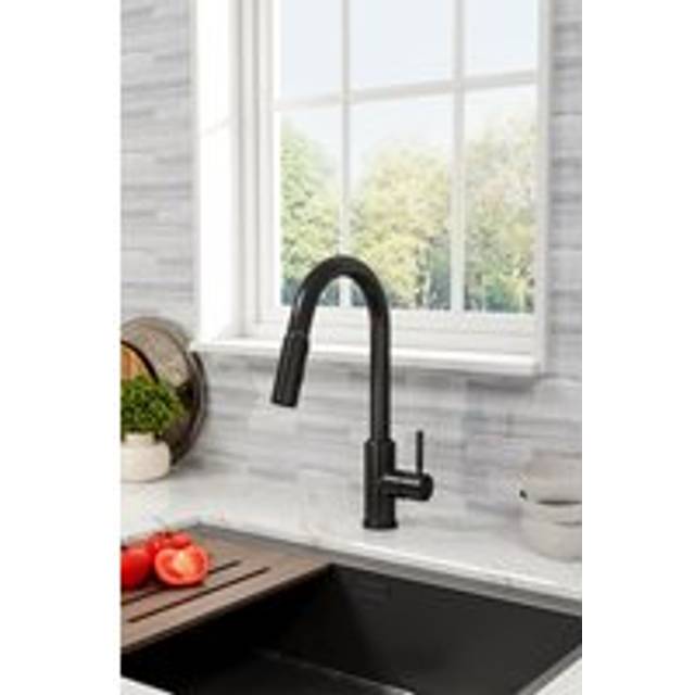 Pull Out Modern Single Handle Kitchen Faucet - Black - One Size