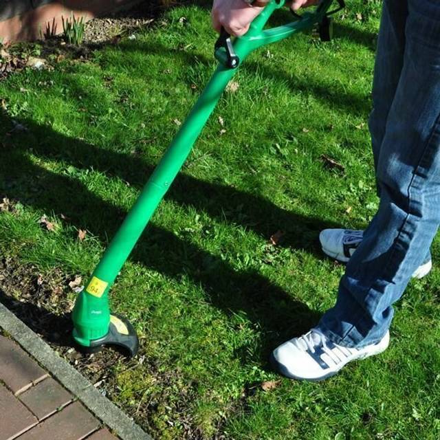 NEW Kingfisher Electric Power Trimmer Grass Line Trimmer 250W Light Weight