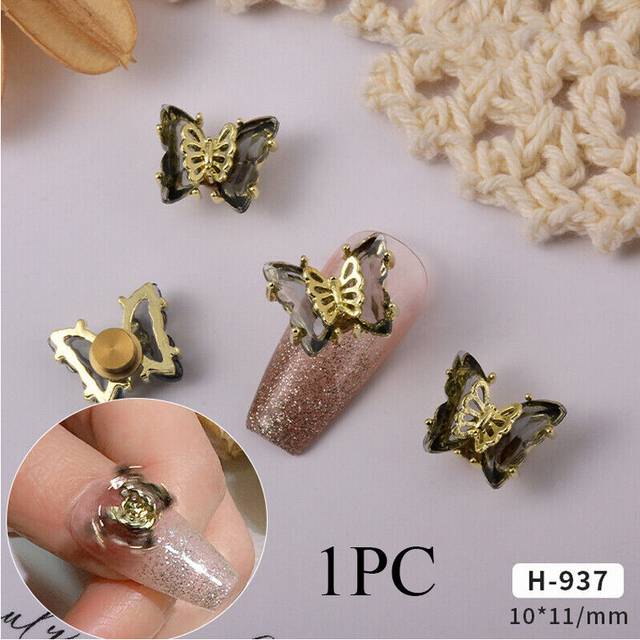 Crystal 3D Nail Art Decoration Moving Butterfly Rhinestone Gems Charms Decor DIY