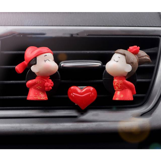 (8) Creative  Car Air Outlet Perfume Clip Couple Decoration Aromatherapy Air