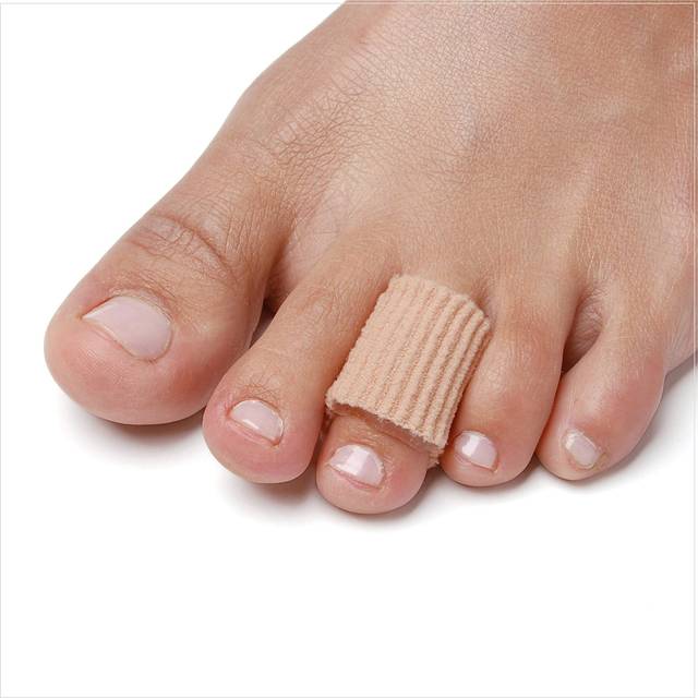 Gel Corn Pads with Moisturizing SmartGel Technology - Reusable Tubing Sleeves Protect and Cushion Corns, Blisters, Plantar Warts, Pressure Sores,