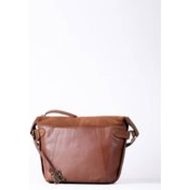 Bridge Leather Cross Body Bag in Tan