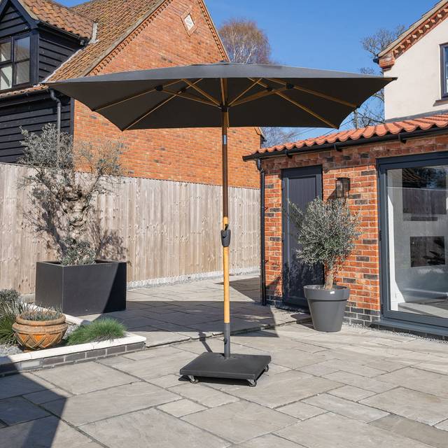 Catalea Lighted Market Parasol