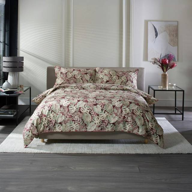 Japanese Tropical Garden Red 100% Cotton Duvet Cover Set with Piped Edging - Single
