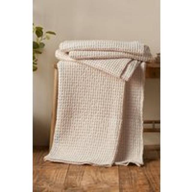 Pineapple Elephant Jaipur Waffle 150cm x 200cm Throw Natural - Beige
