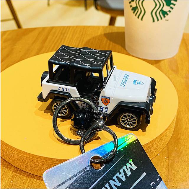 (White Grid) Camouflage Trendy Jeep Windup Car Keychain Adorable Plastic Bag Pendant For Kids And Adults