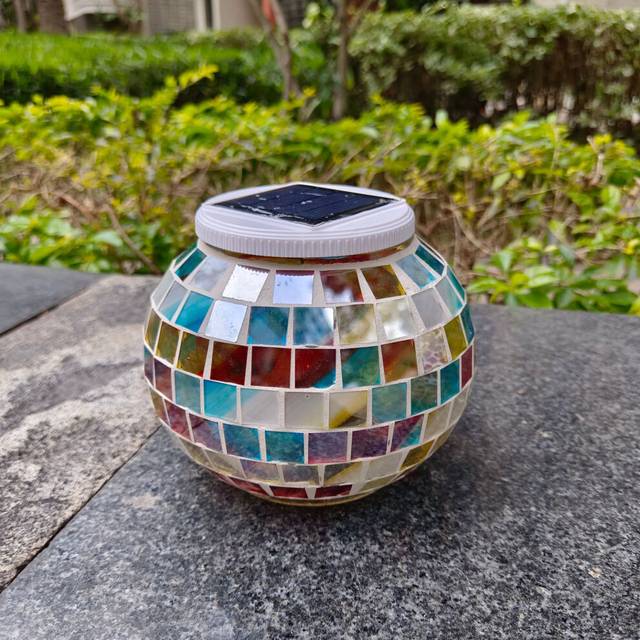 (Style C) Color Changing Solar Glass Mosaic Sphere Led Garden Light Lanterns Rainbow Gift